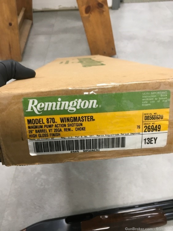 Remington 870 Wingmaster 20 gauge magnum with box 26” rem choke-img-37