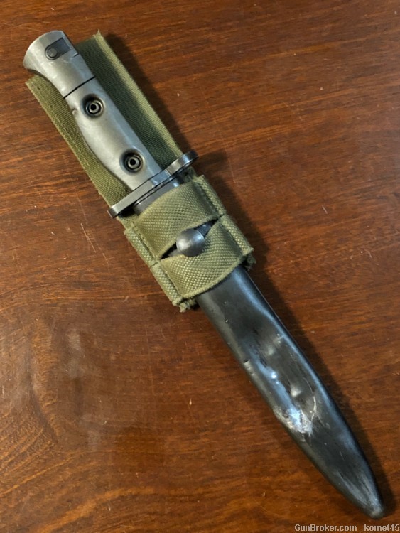 1958 Canadian Army C1 Rifle Bayonet, Steel Scabbard & Nylon Belt Frog-img-11
