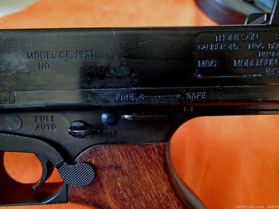 MGC Thompson M 1921 Chicago Type SMG – Model Gun Corporation Blank Firing G-img-2