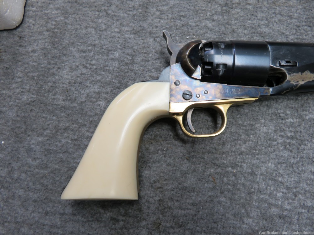 TRADITIONS / PIETTA REPRODUCTION COLT MODEL 1860 ARMY REVOLVER-img-5