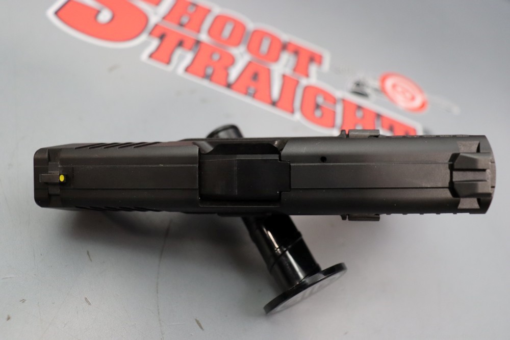 FNH FN 509C (Black) 3.7" 9mm w/Soft Case -img-14