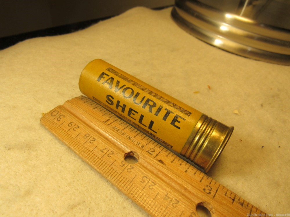 "FAVOURITE SHELL" MADE BT COLONIAL AMMUNITION CO LTD AUCKLAND NEW ZEALAND N-img-0