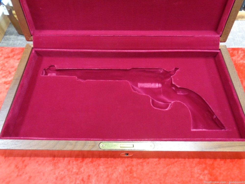 RARE 1983 Colt SAA Gold Limited Edition Commemorative 1/50 Case WE TRADE!-img-28