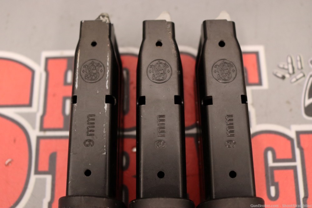 Lot O' Three (3) Smith & Wesson M&P9C 12rd 9mm Magazines (OEM)-img-3