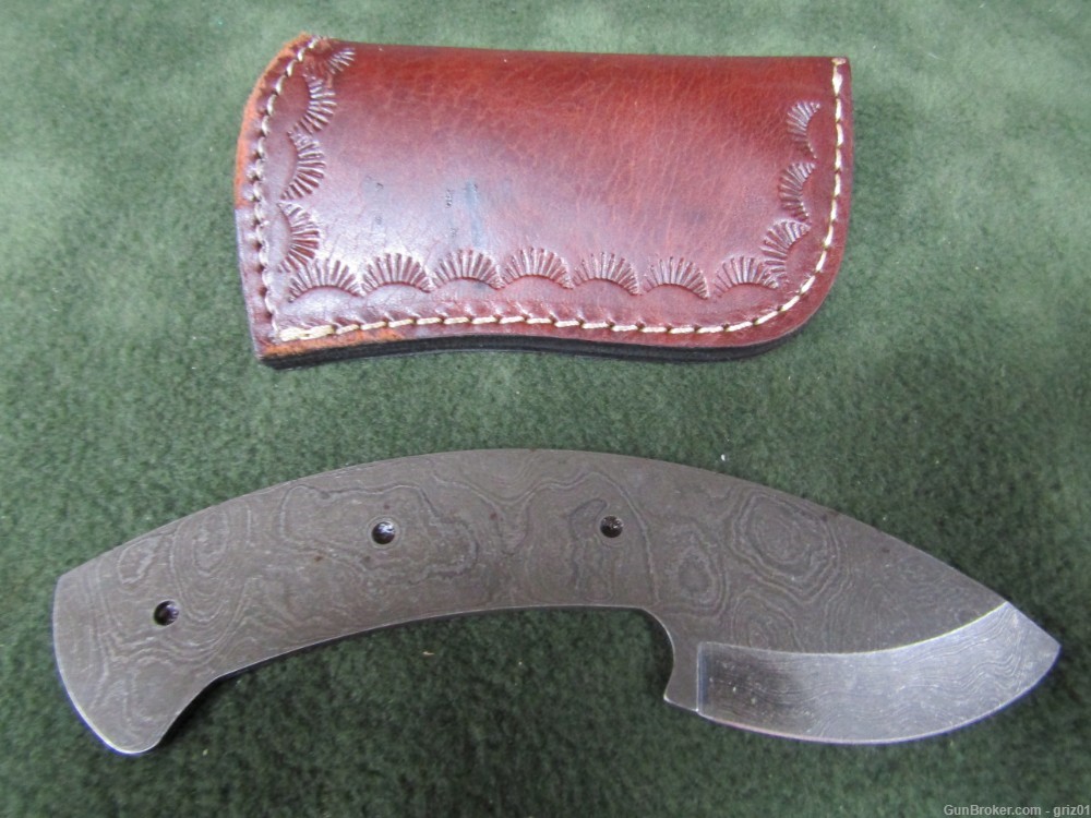 Custom American made Skinning Blade and Sheath - Damascus Steel-img-0