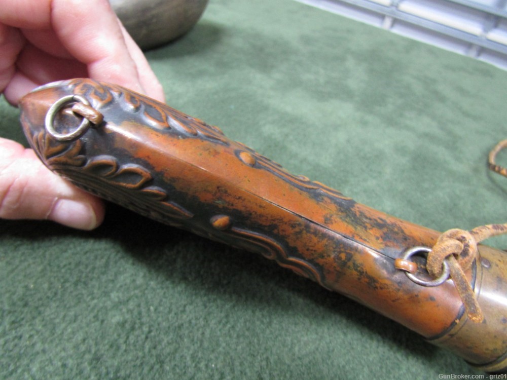 Antique Buffalo Powder Horn and “American” Flask -img-11