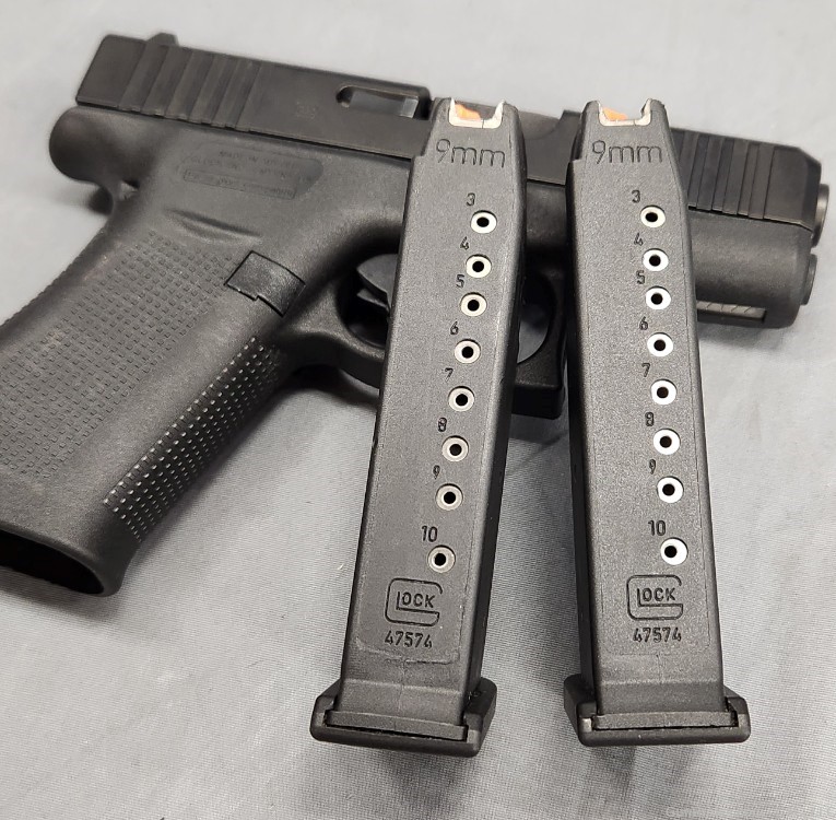 Glock 43X pistol 9mm with box and 2 magazines-img-18