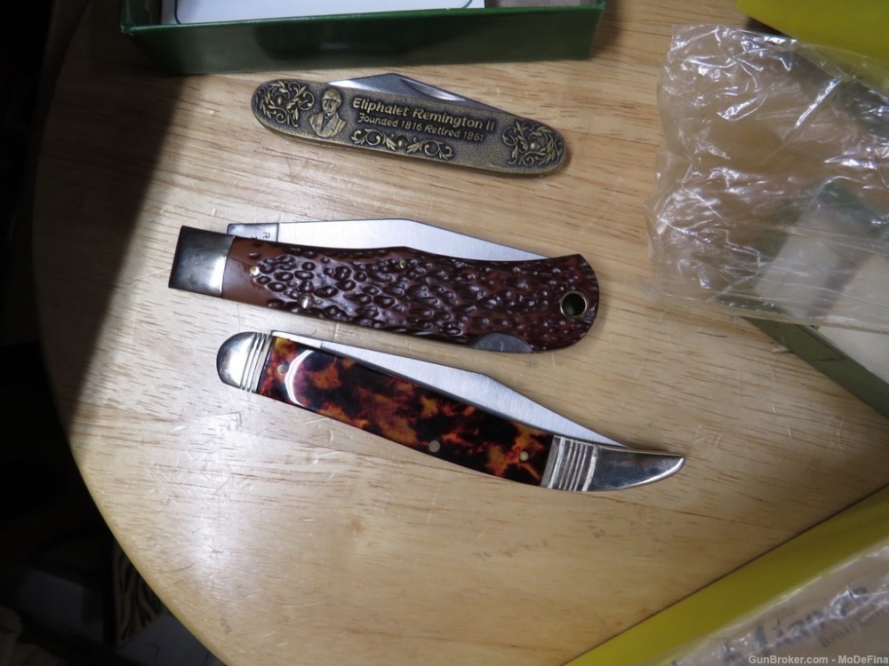 Remington Collector Pocket knives ( Three)-img-3