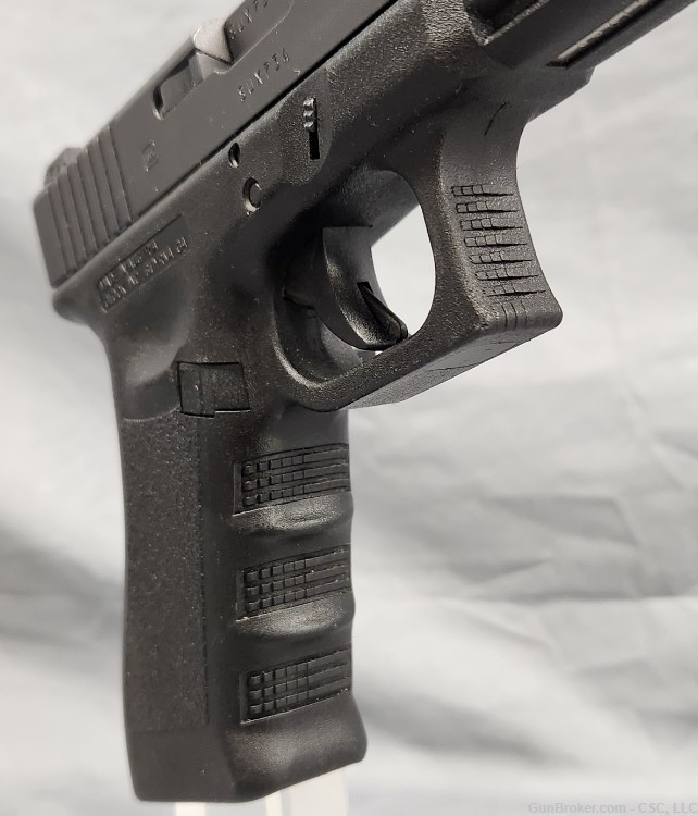 Glock 34 Gen 3 pistol 9mm with box and 2 mags-img-7