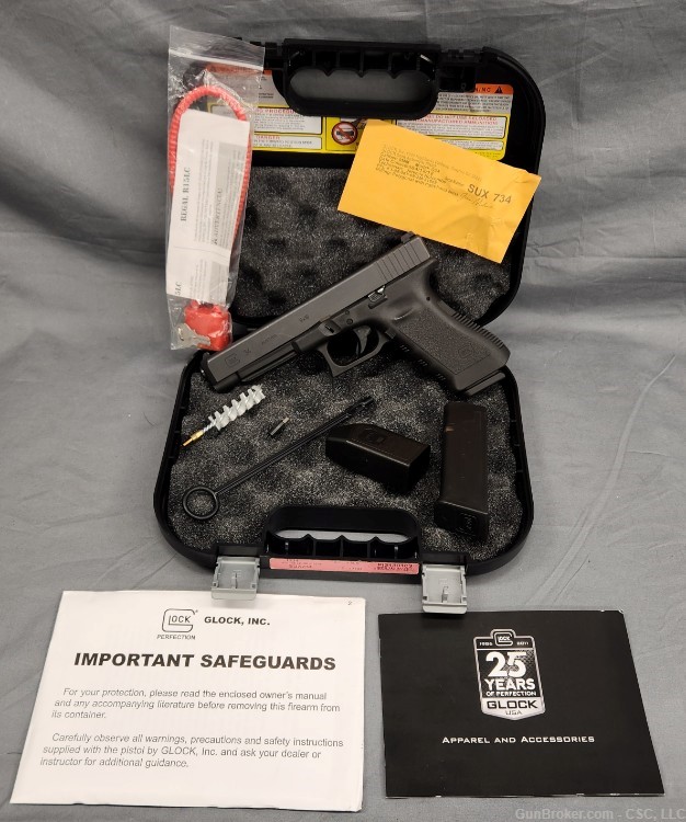 Glock 34 Gen 3 pistol 9mm with box and 2 mags-img-20