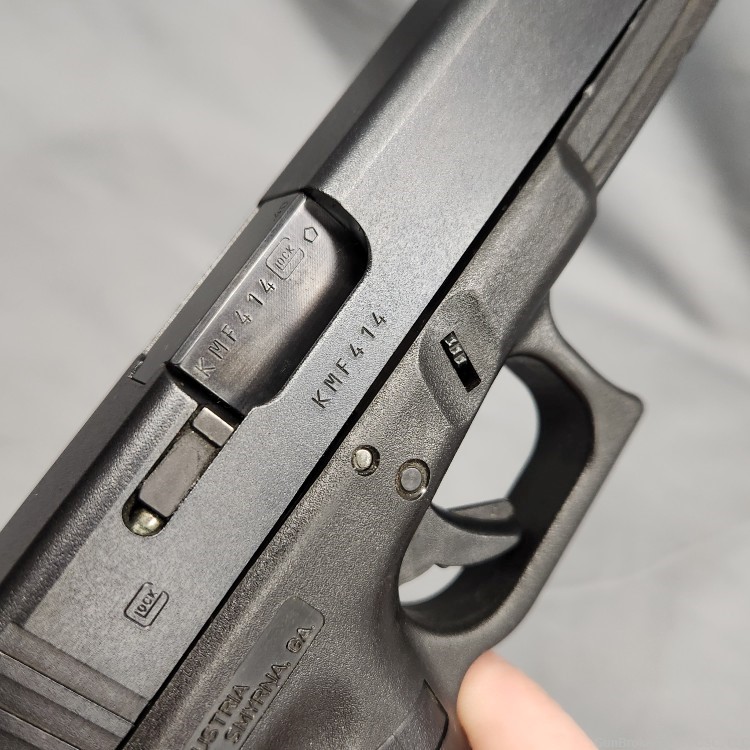 Glock 22 Gen 3 pistol .40 S&W with 3 mags-img-9