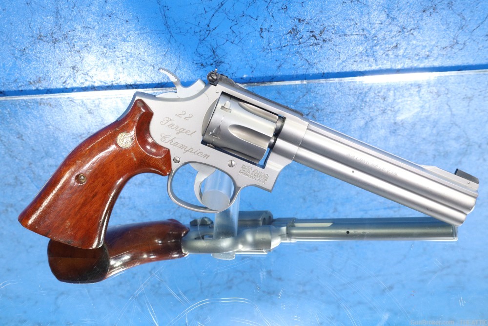 SMITH & WESSON 617 22LR TARGET CHAMPION MADE FOR EUROPE 3T'S -img-46