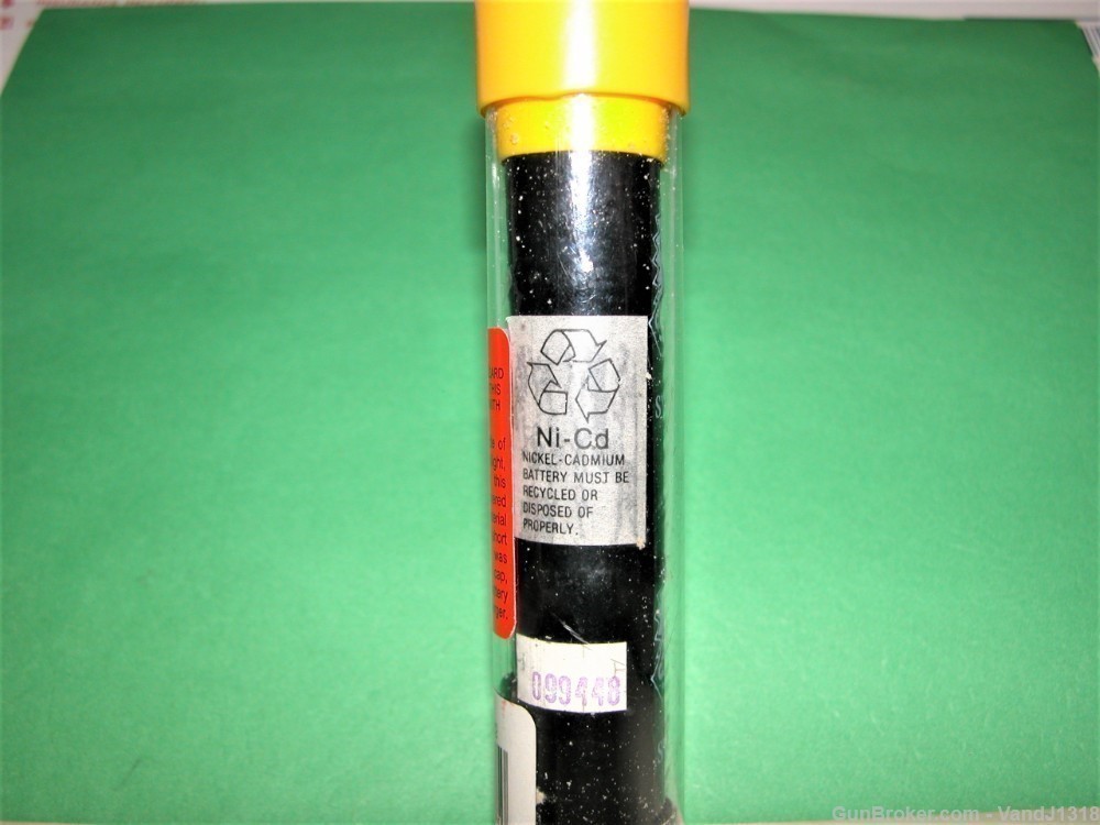 Streamlight Stinger Flashlight Battery Ni-Cd 75175 NOS-img-2