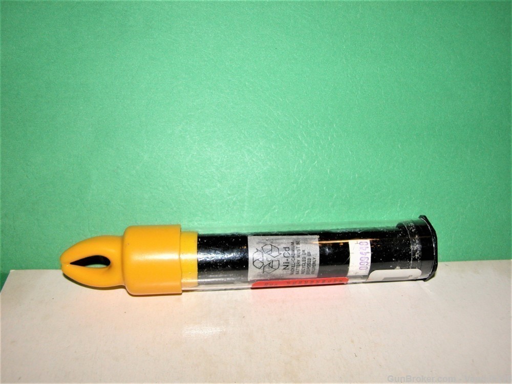 Streamlight Stinger Flashlight Battery Ni-Cd 75175 NOS-img-1