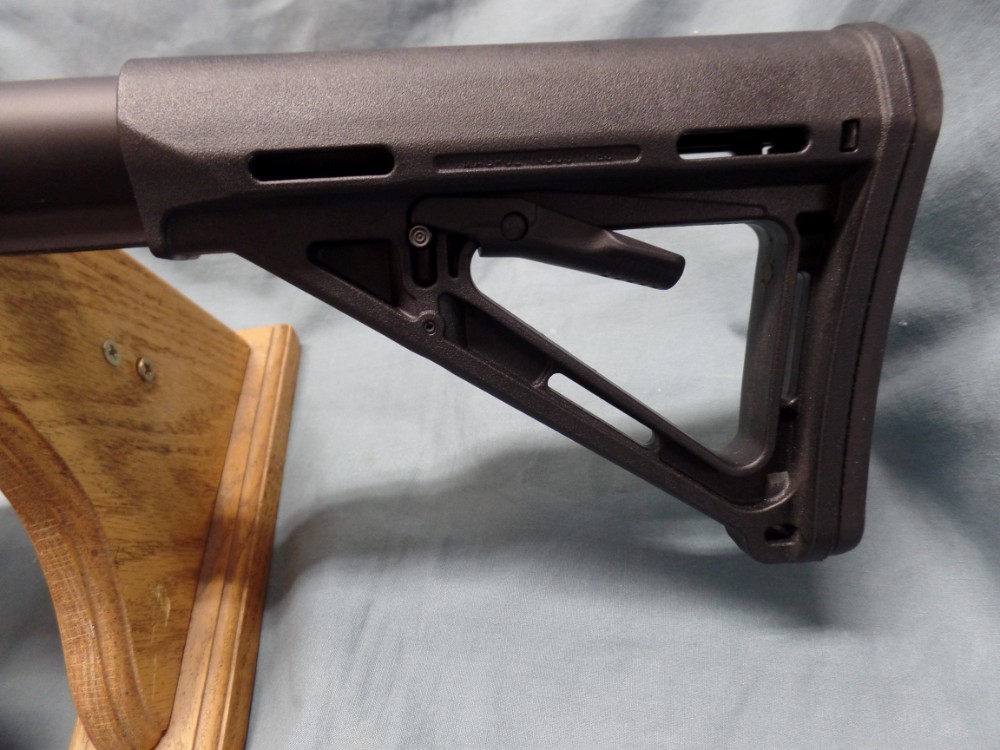 Nice Anderson AM15 AR15 Upgraded Magpul Furniture Colt AR-15 5.56-img-8