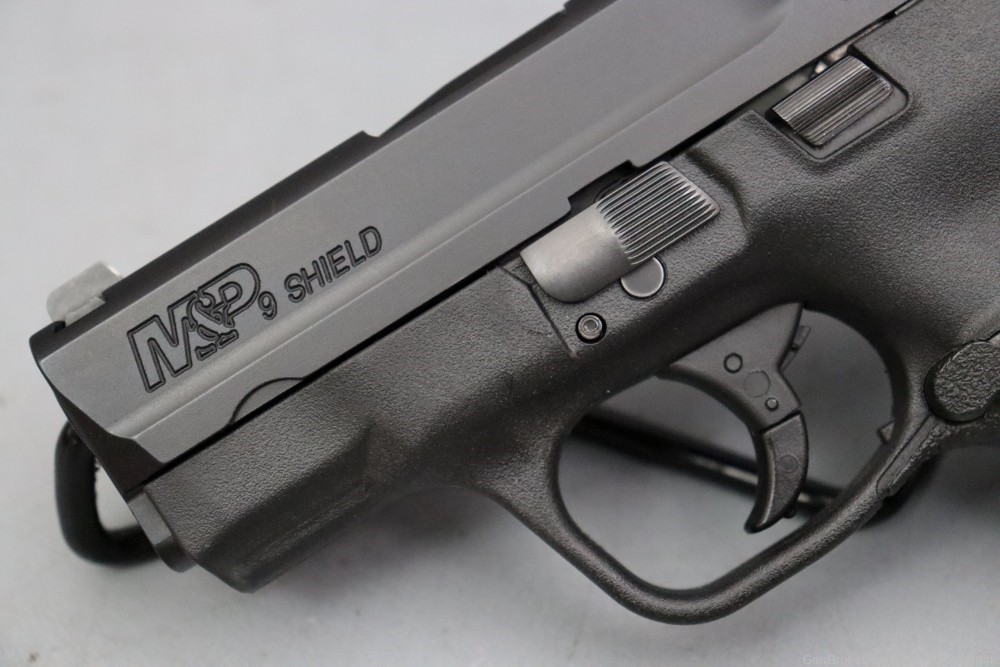 Smith & Wesson M&P9 Shield 9mm 3.1" w/Box-img-2