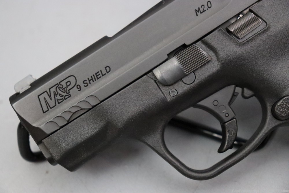 Smith & Wesson M&P9 Shield M2.0 9mm 3.1" w/Box-img-2