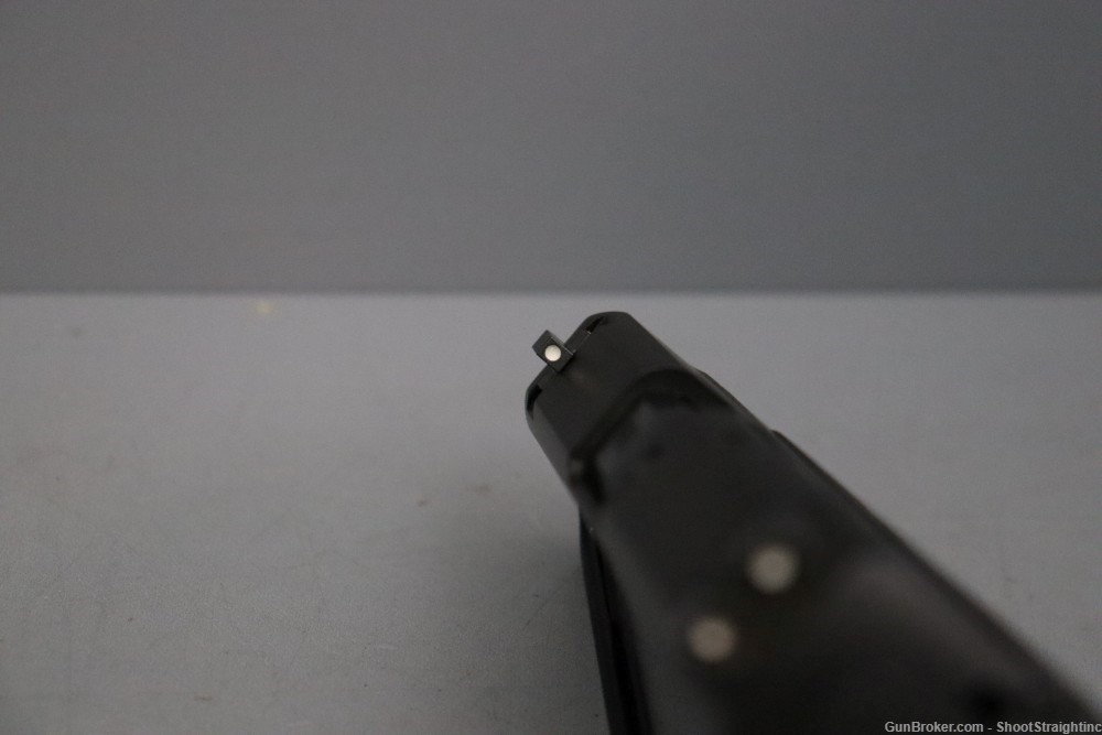 Smith & Wesson M&P9 Shield M2.0 9mm 3.1" w/Box-img-11