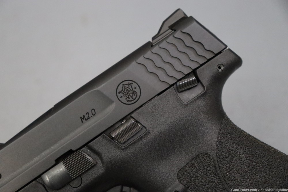 Smith & Wesson M&P9 Shield M2.0 9mm 3.1" w/Box-img-3