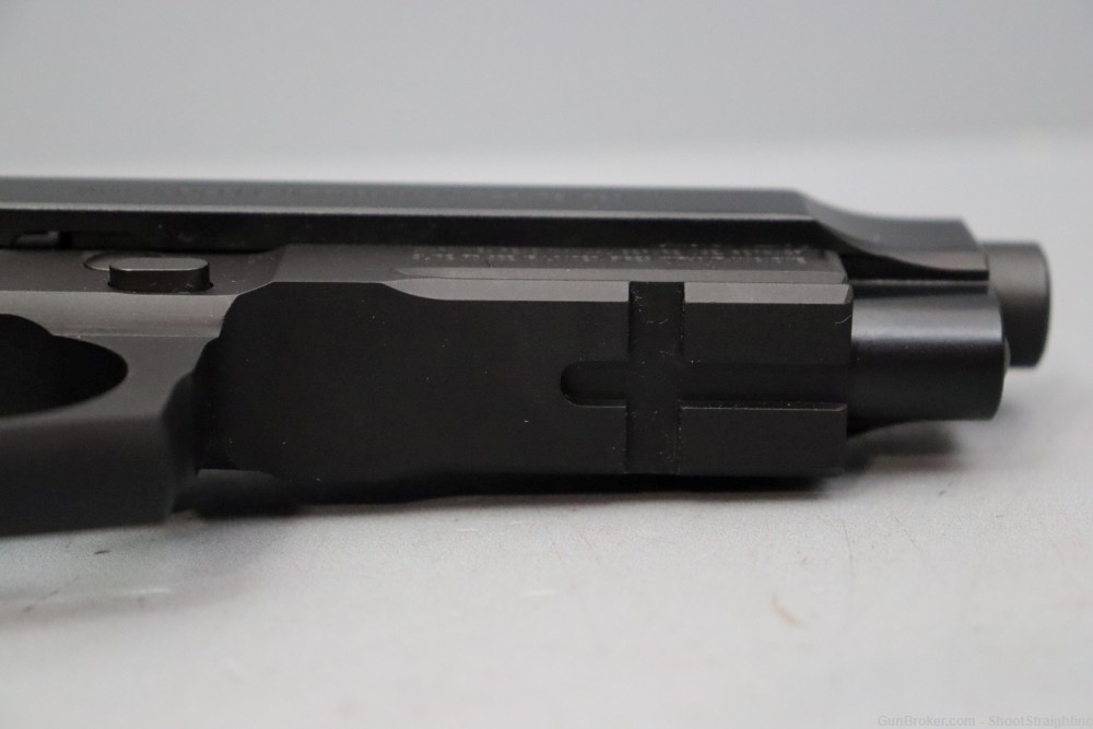 Beretta M9A1 9mm 4.9" w/case -img-15