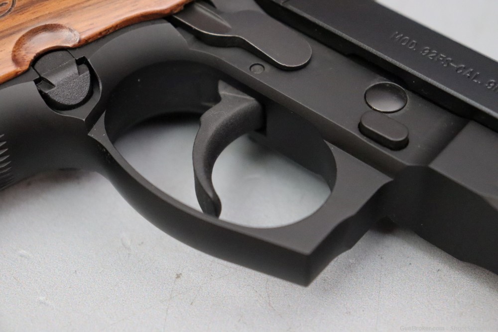 Beretta M9A1 9mm 4.9" w/case -img-16