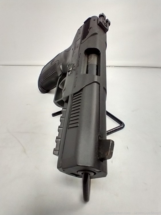 FN Herstal Belgium Five-Seven 5.7x28mm Pistol 20 Round Mag USED-img-9