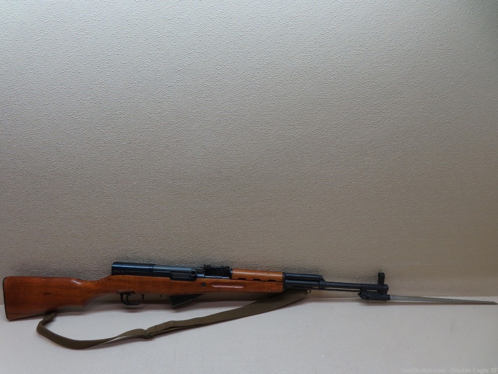 NORINCO SKS Numbers Matching 7.62x39 W/Bayonet & Cleaning Kit Very NICE   -img-36