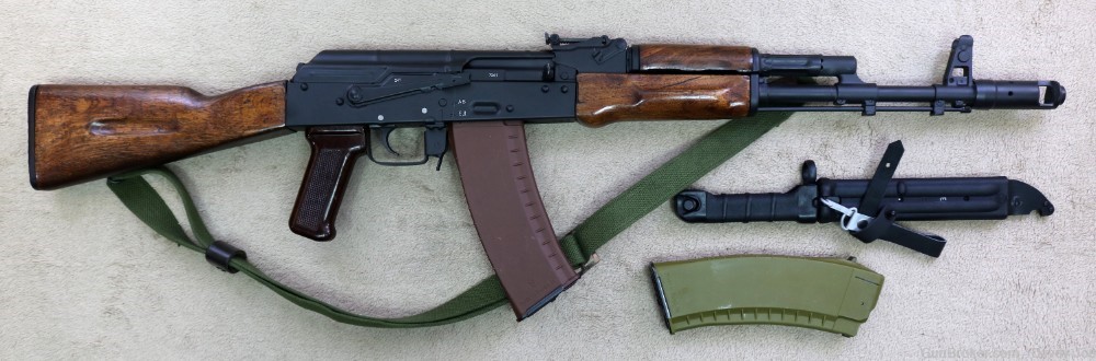 Beautiful Bulgarian AK74 clone AR-M1 223/5.56 NATO clone-img-0
