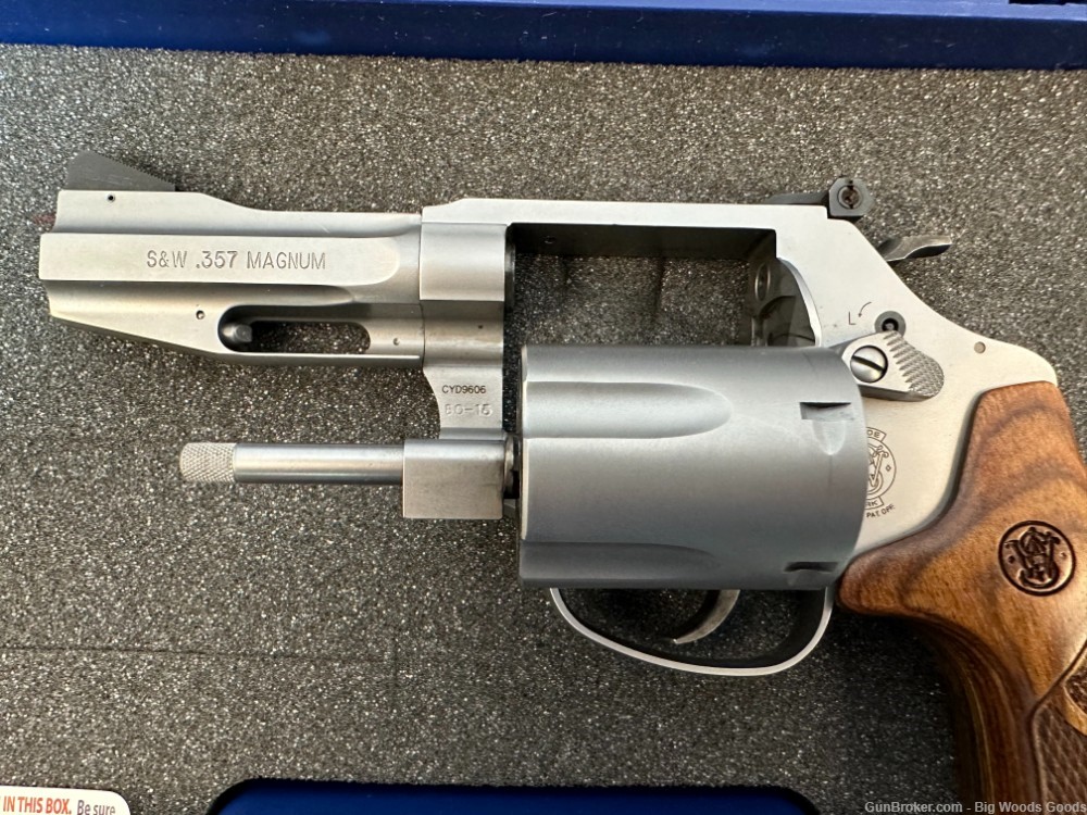 SMITH & WESSON MODEL 60-16 PRO SERIES -img-4