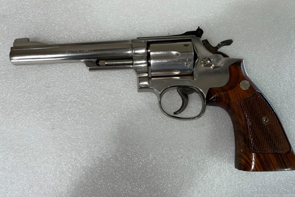 Gorgeous Smith & Wesson Model 19-4 .357 Combat Magnum Nickel 6" 3T's-img-2