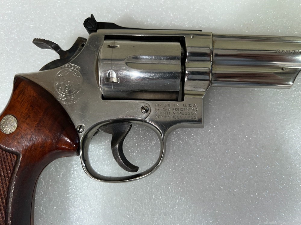 Gorgeous Smith & Wesson Model 19-4 .357 Combat Magnum Nickel 6" 3T's-img-1
