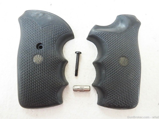 Rossi Model 88 Rubber Revolver Grips with Grip Screw & Alignment Pin-img-0