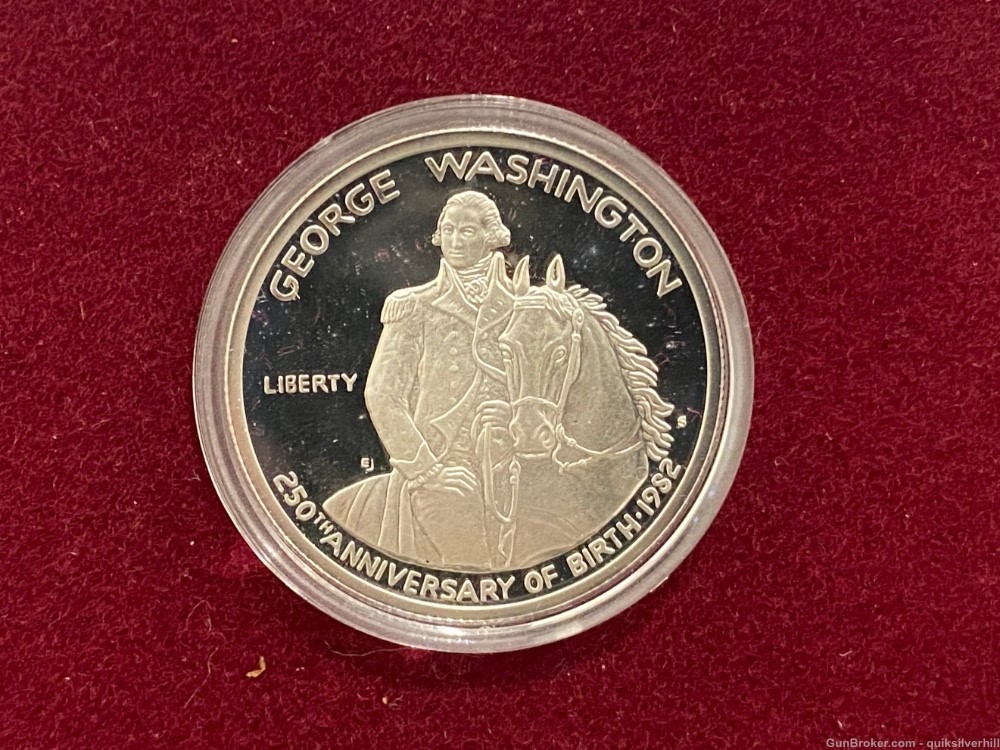 Beautiful 1982 Proof Silver George Washington Commemorative Half Dollar -img-1