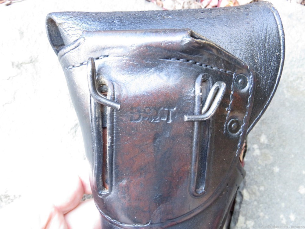 WWII US 1911 MP BLACK LEATHER HOLSTER BOYT 42  GREAT CONDITION-img-11