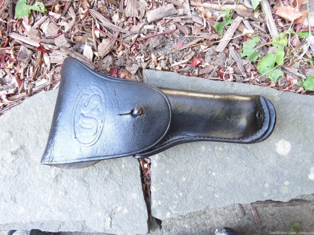 WWII US 1911 MP BLACK LEATHER HOLSTER BOYT 42  GREAT CONDITION-img-1