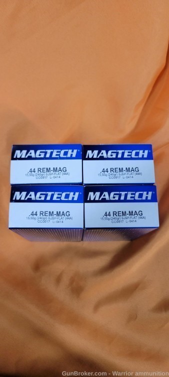 200 rds Magtech .44 Rem Mag 240 grain Semi-Jacketed Soft Point Flat -img-0