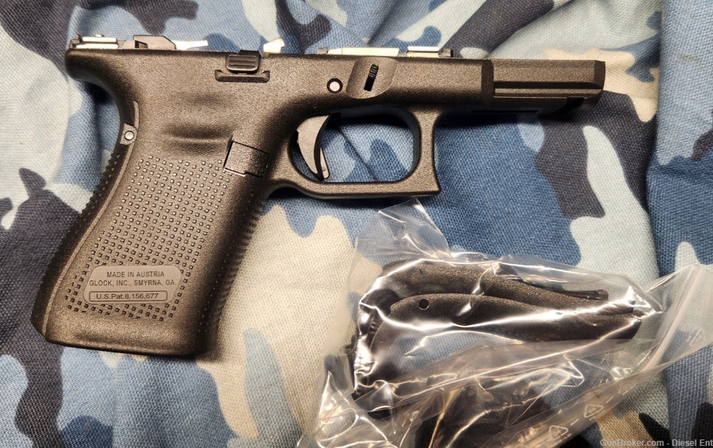 Glock G49 Complete frame 9mm Gen 5   New-img-1