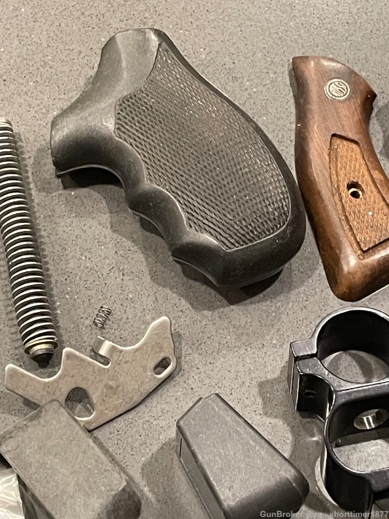 Gunsmith lot of miscellaneous gun pistol rifle parts and pieces-img-3