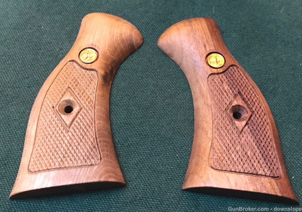 H&R 999 Factory  GRIPS w/ medallions  -img-0