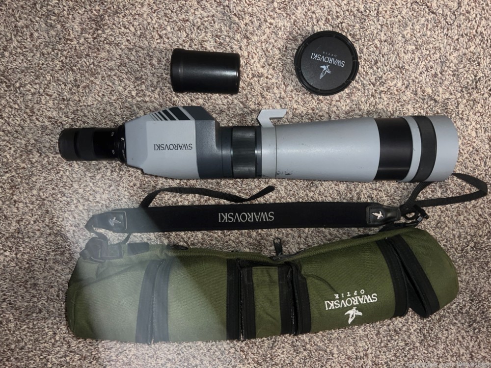 Swarovski ST80  20-60 spotting scope with end caps and soft case/shoulder-img-0
