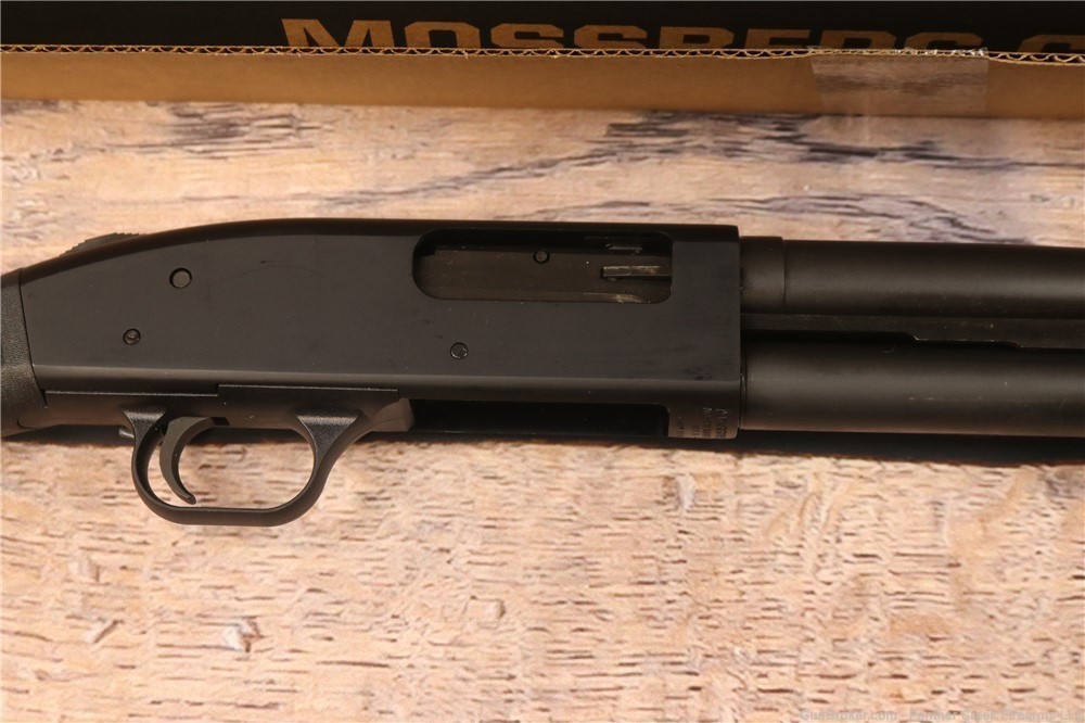 Mossberg 590 12 gauge 18.5" 7 round Pump Action Shotgun Black-img-4