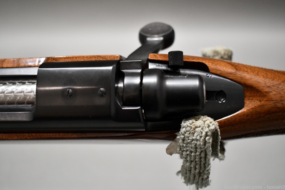Superb Remington Model 700 BDL Custom Deluxe Bolt Action Rifle 30-06 W Box-img-24
