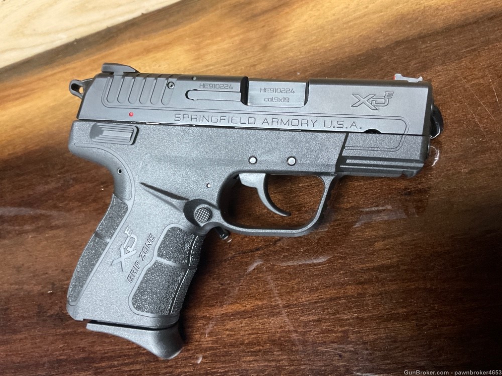 SPRINGFIELD XDE 9MM   LAYAWAY AVAILABLE 10% DOWN -img-3