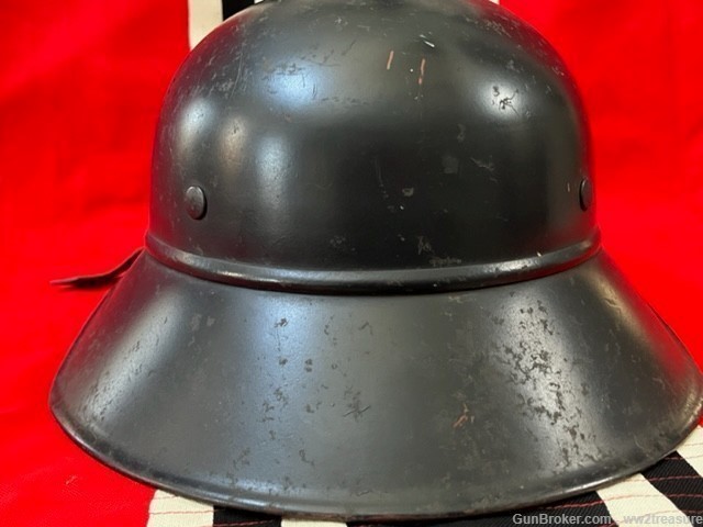 WW2 Luftschutz 3-Piece Gladiator Helmet. Complete w/ liner&chin strap. Ex.-img-3