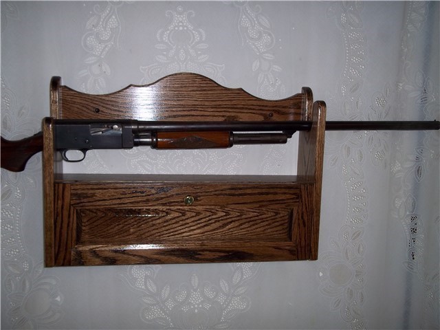 Gun Rack w/ Locking Cabinet Walnut Finish Red Oak-img-0