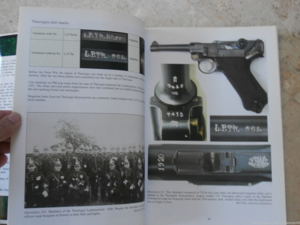 German Police Lugers and Their Markings 1918-1958 Hardcover-img-10