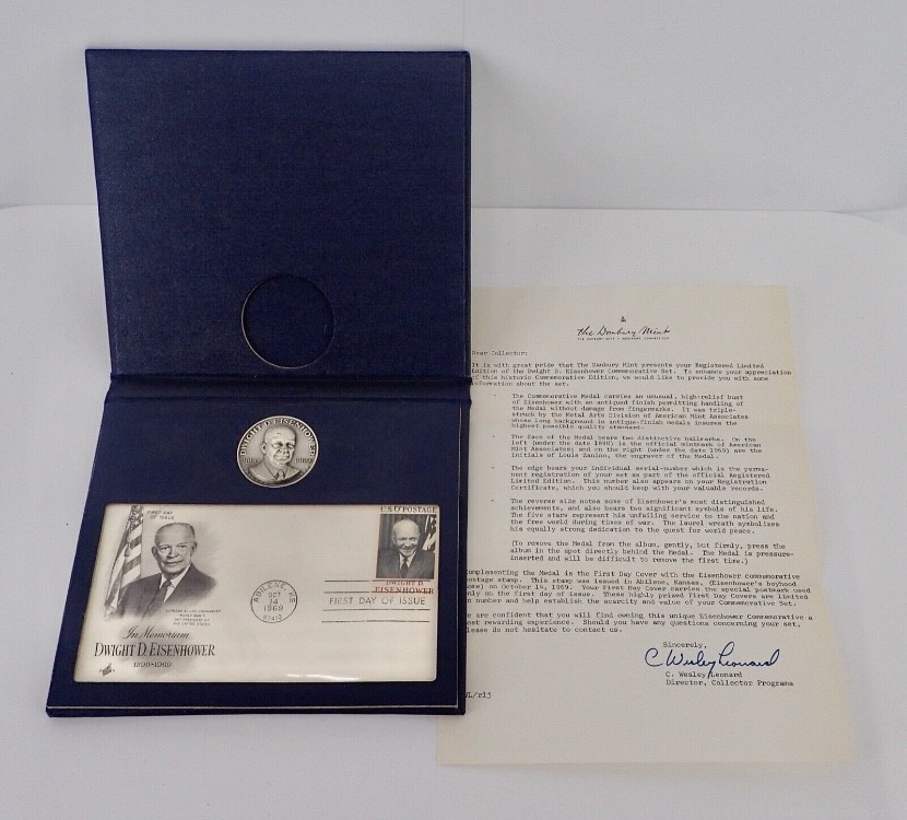 The Danbury WWII General Dwight D. Eisenhower 1st Day Issue Stamp with Comm-img-4