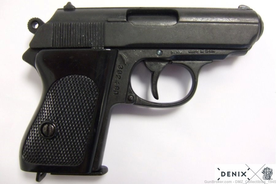 James Bond Semi Automatic Non Firing Replica Pistol by Denix-img-4