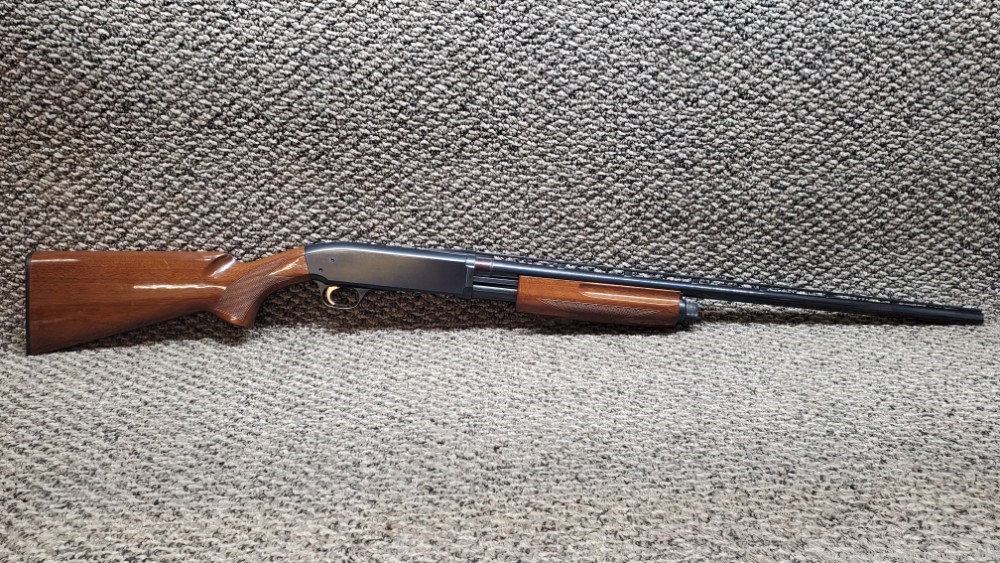 Browning BPS 20 GA 26” BBL Vent Rib Blued Walnut Pump Shotgun-img-0