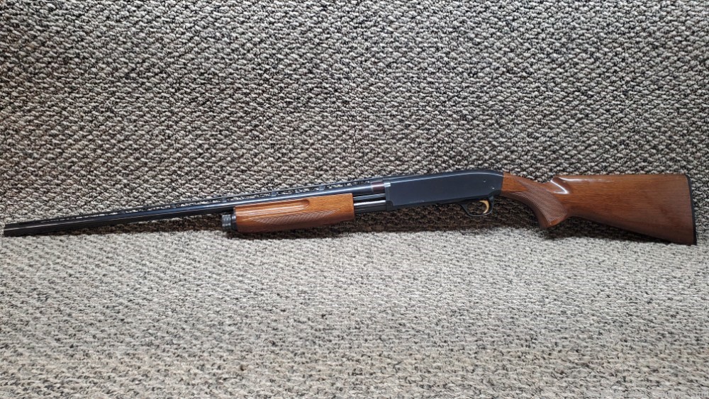 Browning BPS 20 GA 26” BBL Vent Rib Blued Walnut Pump Shotgun-img-9